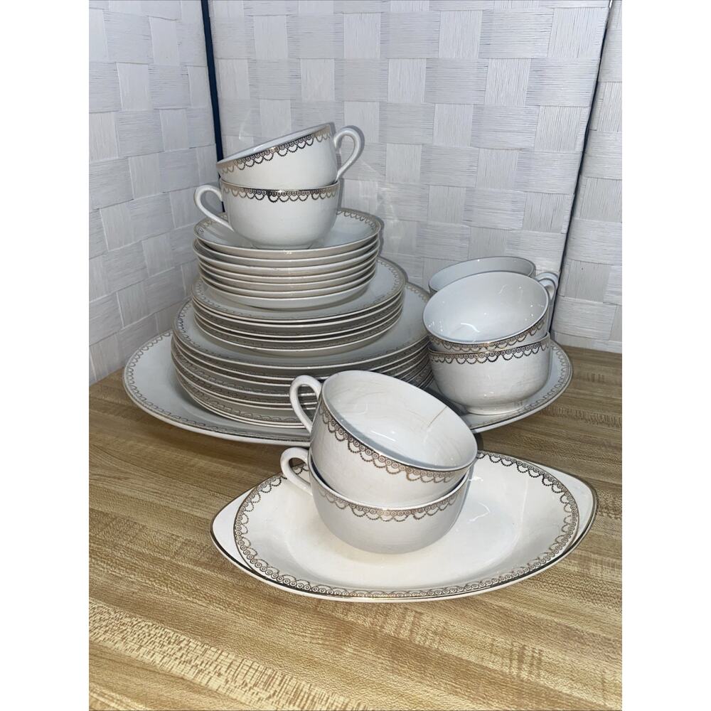 30 Pc VTG Knowles, Taylor & Knowles China Set Plates Cups Platters